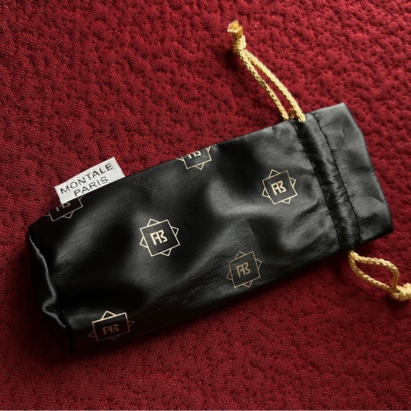 Montale Paris black gold small travel drawstring bag for perfume cologne makeup - Picture 2 of 4